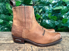 Afbeelding in Gallery-weergave laden, Nieuwe geweldig mooie laars van Sendra maat 40