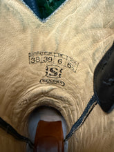 Afbeelding in Gallery-weergave laden, gewoon Nieuwe laars van Sendra maat 39