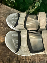 Afbeelding in Gallery-weergave laden, zo goed als nieuw sandalen van Xsensible maat 37 (wijdte G)