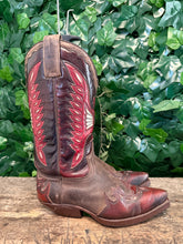 Afbeelding in Gallery-weergave laden, super mooie vintage retro sendra laars maat 37,5 (maat 4,5)