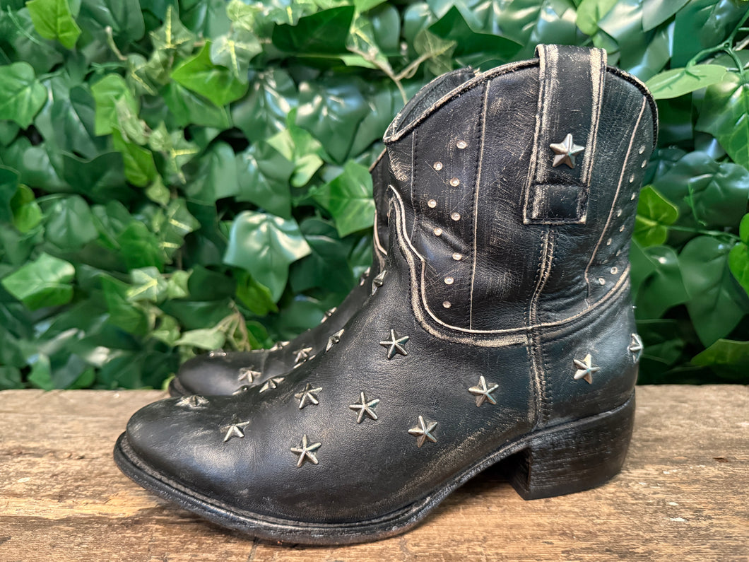 Bijna Nieuwe laarsjes van Sendra maat 38