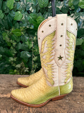 Afbeelding in Gallery-weergave laden, zo goed als nieuw python laars van Sendra maat 37