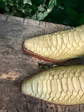 Afbeelding in Gallery-weergave laden, zo goed als nieuw python laars van Sendra maat 37