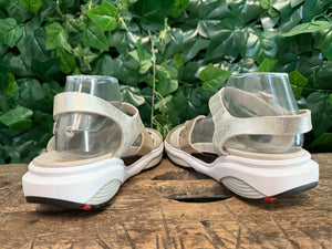 Bijna Nieuwe sandalen van Xsensible maat 42 (wijdte G)