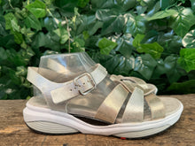 Afbeelding in Gallery-weergave laden, Bijna Nieuwe sandalen van Xsensible maat 42 (wijdte G)