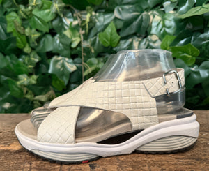 nieuwe sandalen van Xsensible maat 37 (wijdte G)
