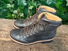 Afbeelding in Gallery-weergave laden, Nieuwe boots van Durea maat 38 (wijdte H)