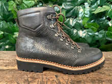 Afbeelding in Gallery-weergave laden, Nieuwe boots van Durea maat 38 (wijdte H)