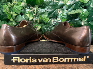 bijna Nieuwe veterschoen floris van Bommel maat 45,5 + riem