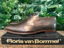 Afbeelding in Gallery-weergave laden, bijna Nieuwe veterschoen floris van Bommel maat 45,5 + riem
