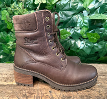 Afbeelding in Gallery-weergave laden, Bijna Nieuwe boots van Panama Jack maat 39