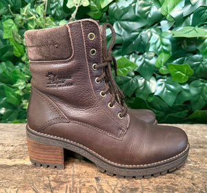 Bijna Nieuwe boots van Panama Jack maat 39