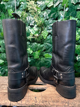 Afbeelding in Gallery-weergave laden, Bijna Nieuwe vintage biker boots van Sendra maat 44