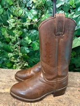 Afbeelding in Gallery-weergave laden, Bijna Nieuwe vintage supergave laars van Sendra maat 38