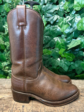 Afbeelding in Gallery-weergave laden, Bijna Nieuwe vintage supergave laars van Sendra maat 38