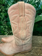 Afbeelding in Gallery-weergave laden, Bijna Nieuwe roze Sendra laarzen maat 38