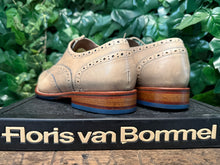 Afbeelding in Gallery-weergave laden, Nieuwe veterschoen floris van Bommel maat 42,5 (maat 8,5)