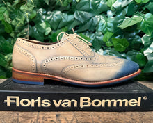 Afbeelding in Gallery-weergave laden, Nieuwe veterschoen floris van Bommel maat 42,5 (maat 8,5)