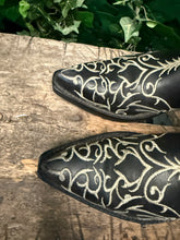 Afbeelding in Gallery-weergave laden, geweldig gave laarzen van Sendra maat 37