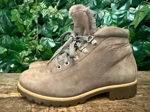 Bijna Nieuwe boots van Panama Jack maat 38