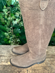 Nieuwe hoge laars van Sendra maat 36