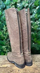 Nieuwe hoge laars van Sendra maat 36