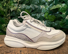 Afbeelding in Gallery-weergave laden, bijna Nieuwe sneakers van Xsensible maat 43 (wijdte HX)