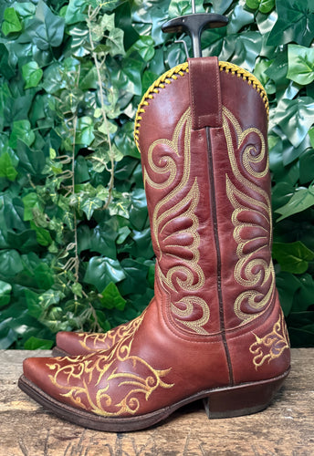 bijna Nieuwe prachtige laarzen van Sendra maat 39