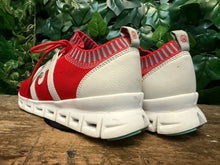 Afbeelding in Gallery-weergave laden, Bijna Nieuwe sneakers van Wolky maat 37
