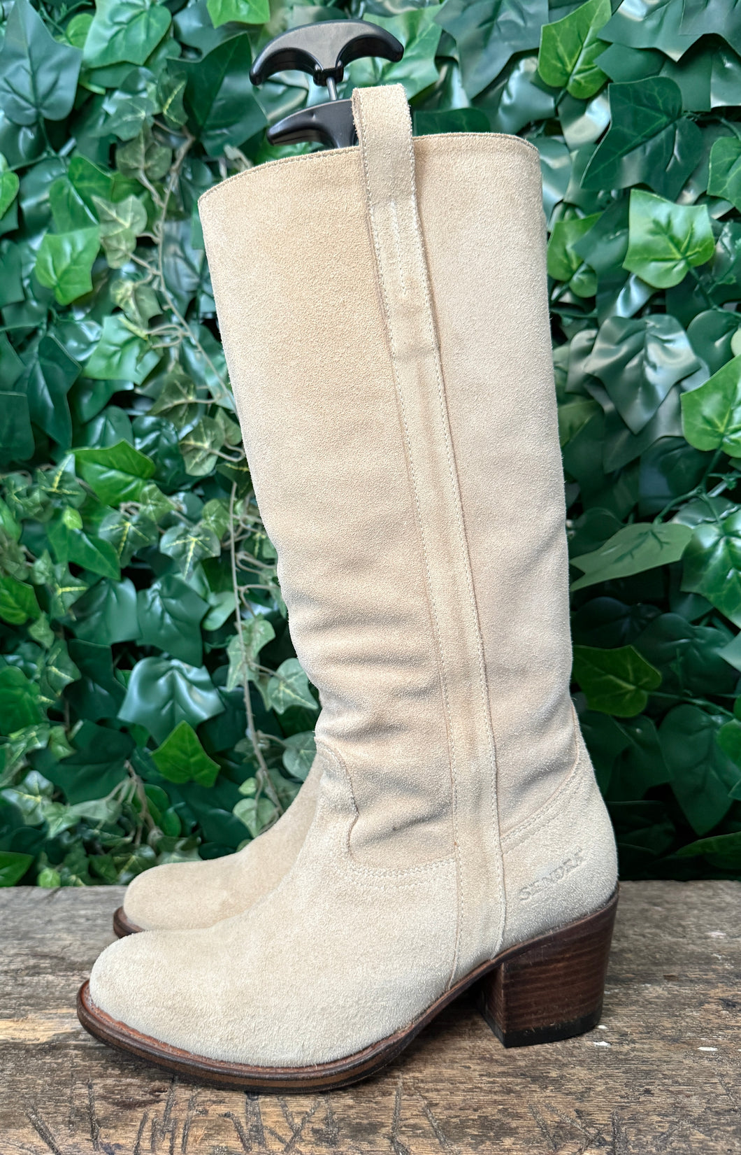 bijna Nieuwe prachtige laarzen van Sendra maat 38