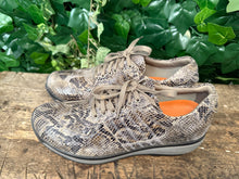 Afbeelding in Gallery-weergave laden, Nieuwe sneakers van Xsensible maat 43 (wijdte G)