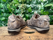 Afbeelding in Gallery-weergave laden, Nieuwe sneakers van Xsensible maat 43 (wijdte G)