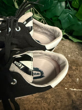 Afbeelding in Gallery-weergave laden, Nieuwe sneakers van wolky maat 40