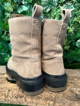 Afbeelding in Gallery-weergave laden, Nieuwe boots van Hush Puppies maat 40
