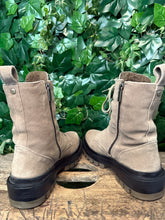 Afbeelding in Gallery-weergave laden, Nieuwe boots van Hush Puppies maat 40
