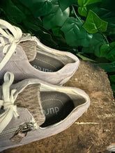 Afbeelding in Gallery-weergave laden, Bijna nieuwe sneakers van Durea maat 39 (maat H)