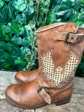 Afbeelding in Gallery-weergave laden, bijna Nieuwe prachtige vintage laars van Sendra maat 40