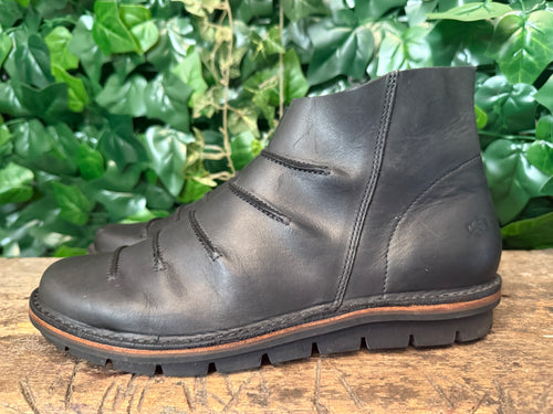 Nieuwe schoenen van loints of holland maat 40