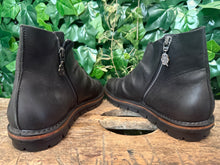 Afbeelding in Gallery-weergave laden, Nieuwe schoenen van loints of holland maat 40
