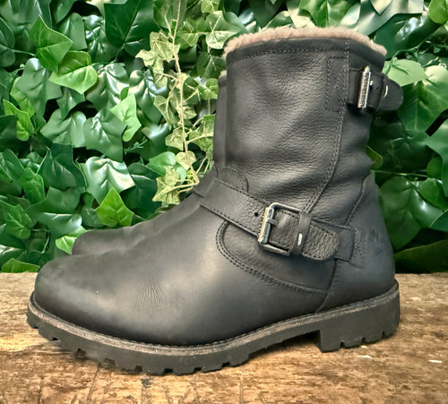 Nieuwe gevoerde boots van Panama Jack maat 43