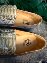 Afbeelding in Gallery-weergave laden, Nieuwe geweldige python loafers van Sendra maat 43