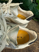 Afbeelding in Gallery-weergave laden, Bijna Nieuwe sneakers van Xsensible maat 41 (wijdte G)