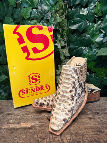 Nieuwe gave python clogs van Sendra maat 45