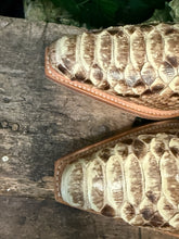 Afbeelding in Gallery-weergave laden, Nieuwe gave python clogs van Sendra maat 45