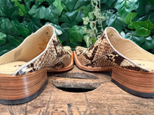 Afbeelding in Gallery-weergave laden, Nieuwe gave python clogs van Sendra maat 45