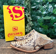 Afbeelding in Gallery-weergave laden, Nieuwe gave python clogs van Sendra maat 45