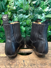Afbeelding in Gallery-weergave laden, zo goed als nieuw enkellaars van Sendra maat 38