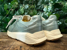 Afbeelding in Gallery-weergave laden, Bijna Nieuwe sneakers van Xsensible maat 38 (wijdte G)