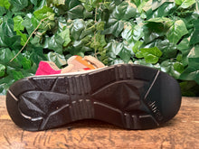Afbeelding in Gallery-weergave laden, Nieuwe sneakers van Durea maat 39 wijdte H