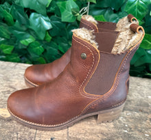 Afbeelding in Gallery-weergave laden, gewoon Nieuwe gevoerde boots van Panama Jack maat 37